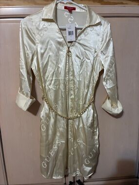 GUESS Cream Satin dress Logo Zip-Front with Gold Chain Belt